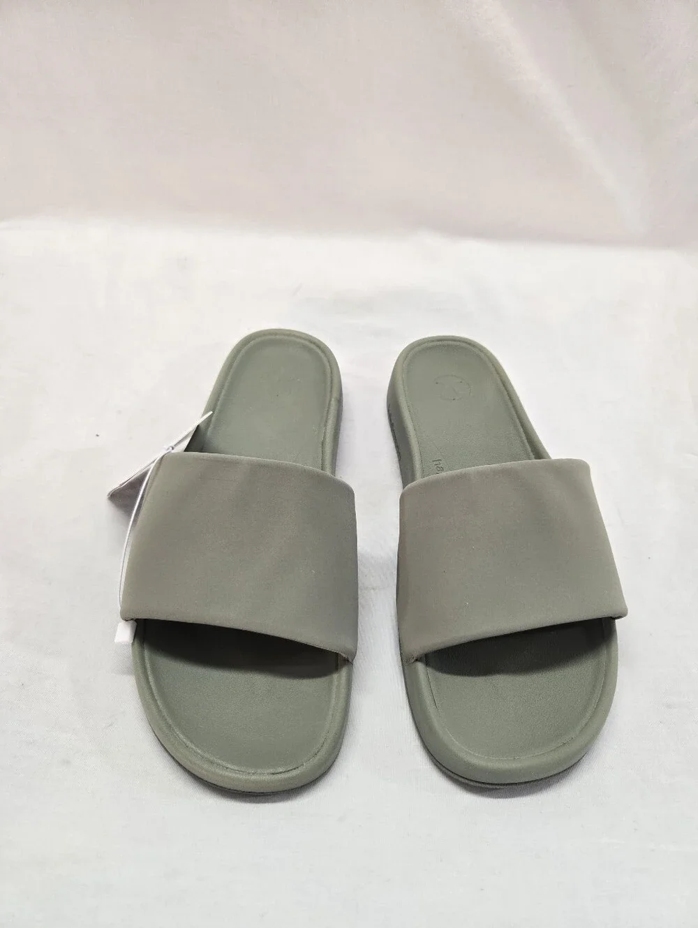 Lululemon Men’s Restfeel Slide US 8 Green Sandals New